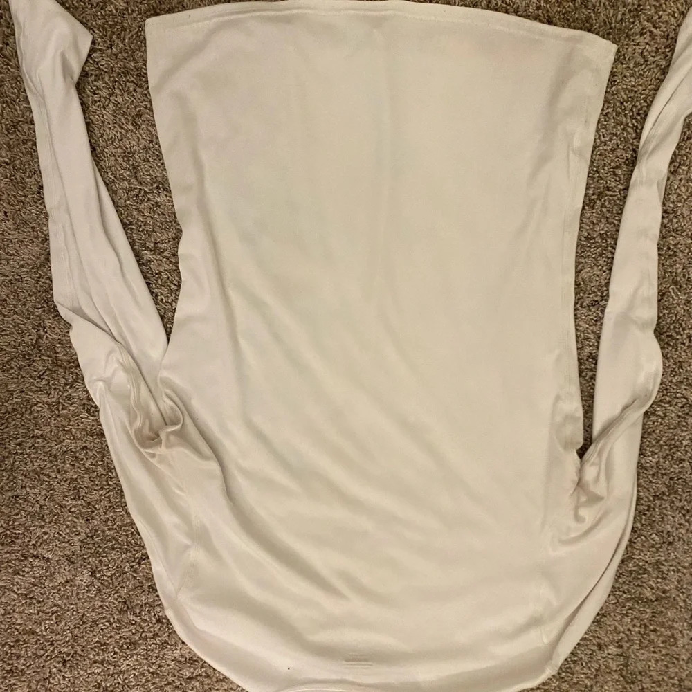 Hot Chillys long sleeve top - Picture 3 of 3